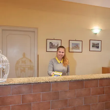 La Madeleine Hotel Prag